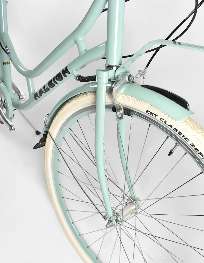 Nearly New 2019 Raleigh Willow Womens Hybrid Bike 17 inch Green-6