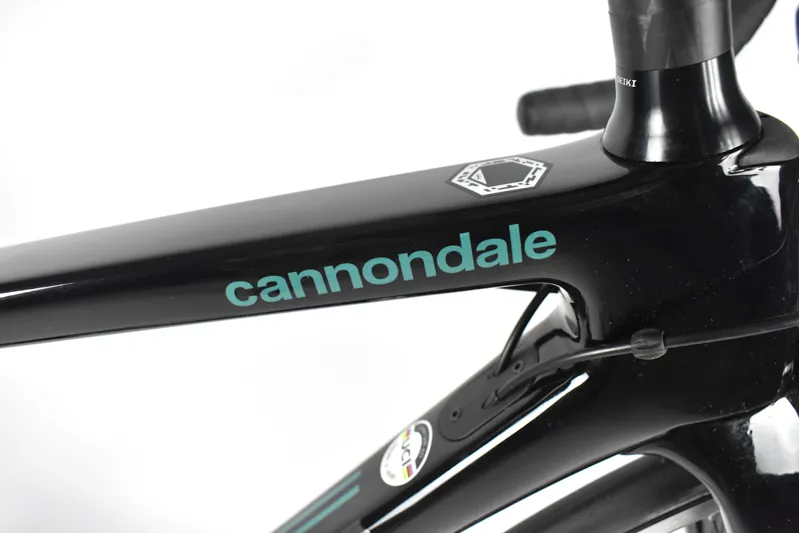Nearly New 2020 Cannondale Supersix Evo Carbon 105 Womens Road Bike 44cm Black-5