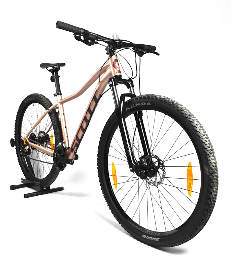 Nearly New 2022 Scott Contessa Active 50 29er Womens Hardtail MTB Medium Pink-9