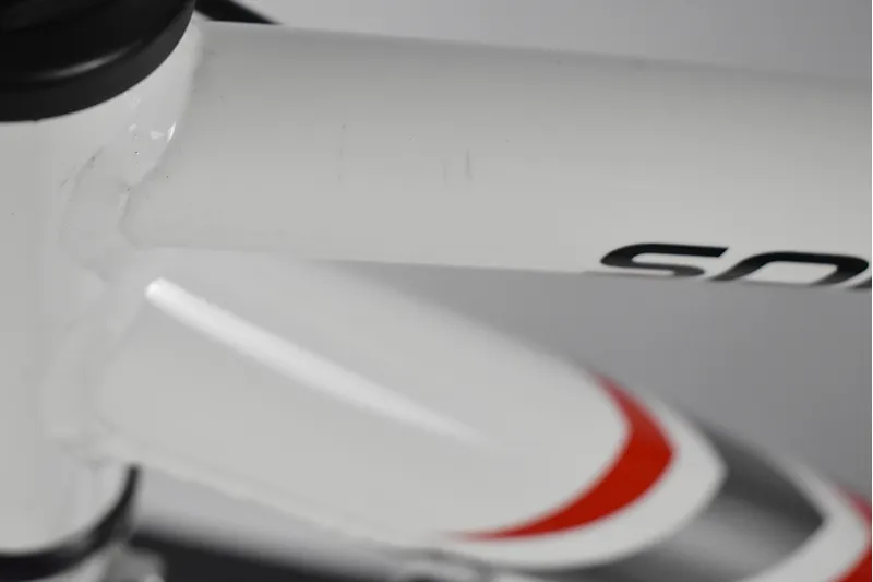 Nearly New 2014 Dawes Sprint Kids Road Bike 26w 16 inch White-1