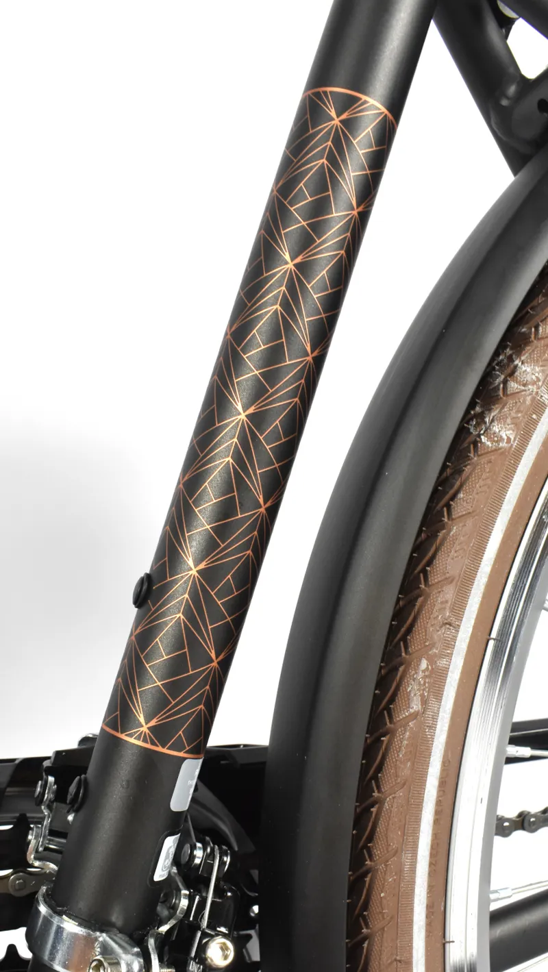 raleigh pioneer grand tour 2020 hybrid bike