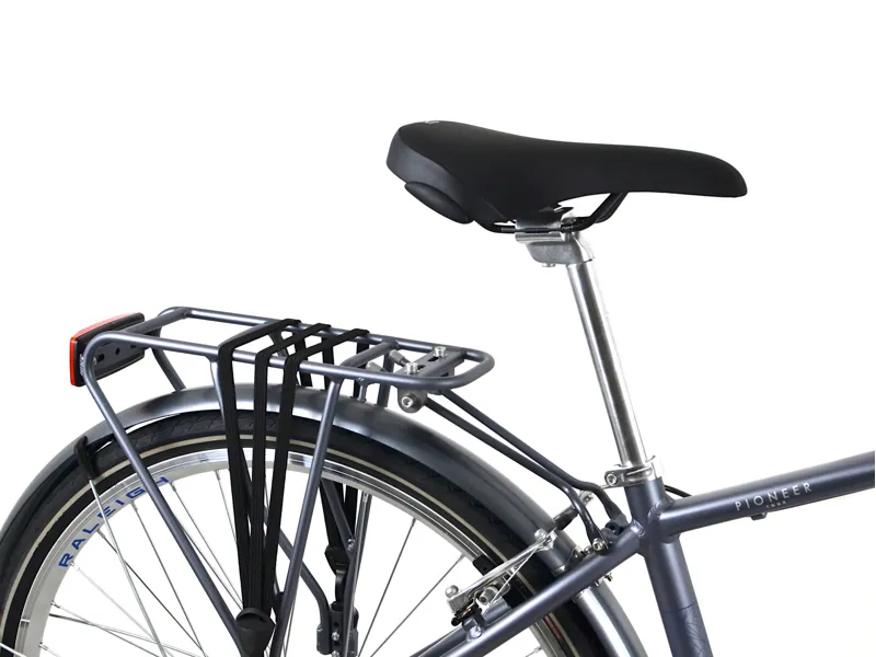 Nearly New Raleigh Pioneer Tour 700 2023 Hybrid Bike - 17 inch - Blue/Grey-6