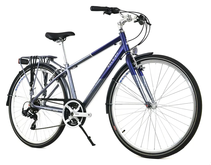 Nearly New Raleigh Pioneer Tour 700 2023 Hybrid Bike - 17 inch - Blue/Grey-8
