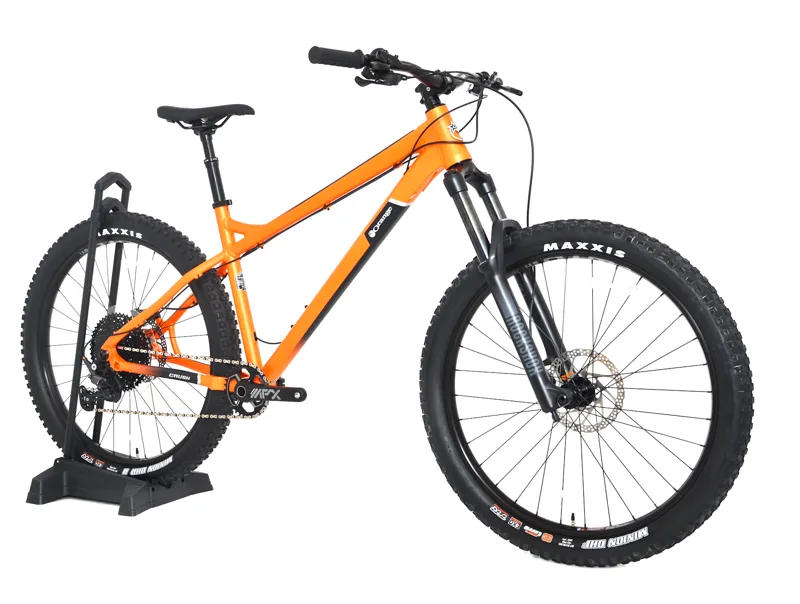 Nearly New Orange Crush Comp 2023 Hardtail Mountain Bike - Large - Fizzy Orange-7
