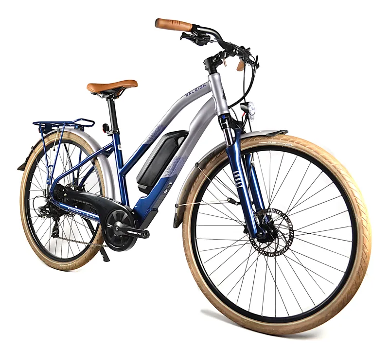 Ex Demo 2022 Raleigh Array Open Frame 700 Electric Urban Bike Medium Silver/Blue-11