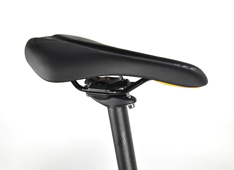 Nearly New 2022 Cube Aim Pro 29er Hardtail Mountain Bike Large Olive/Orange-9