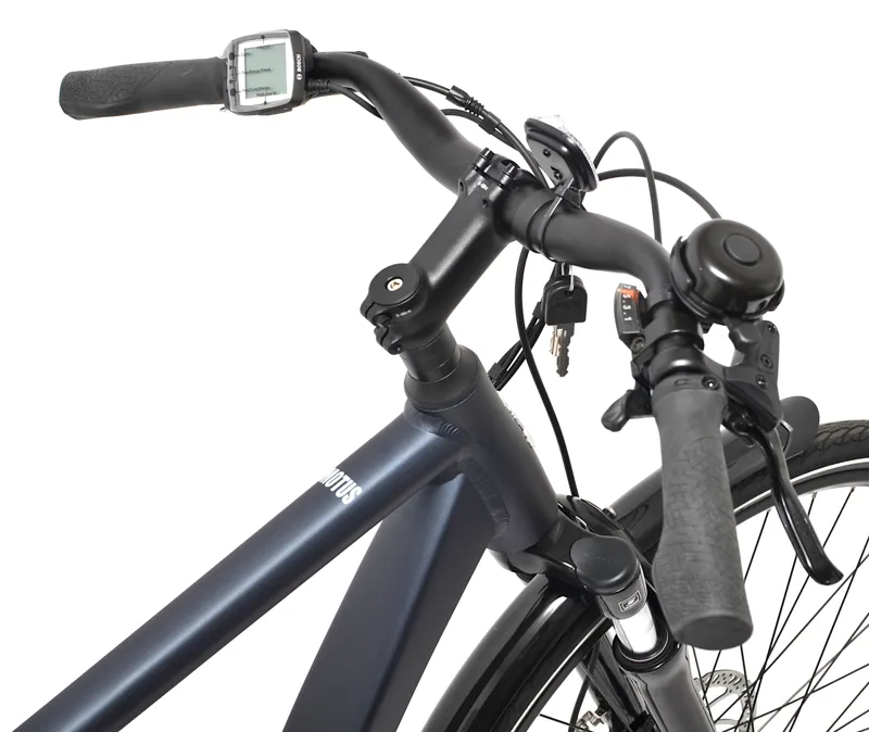 Ex Demo Raleigh Motus Crossbar Derailleur 2023 Electric Urban Bike - 52 cm - Dark Blue-8