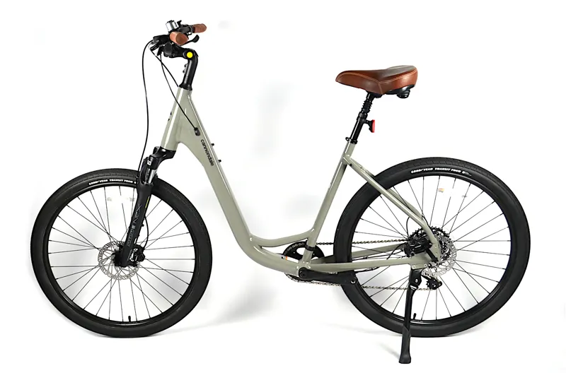 Nearly New 2022 Cannondale Adventure 1 Unisex Hybrid Bike Large Stealth Grey-11