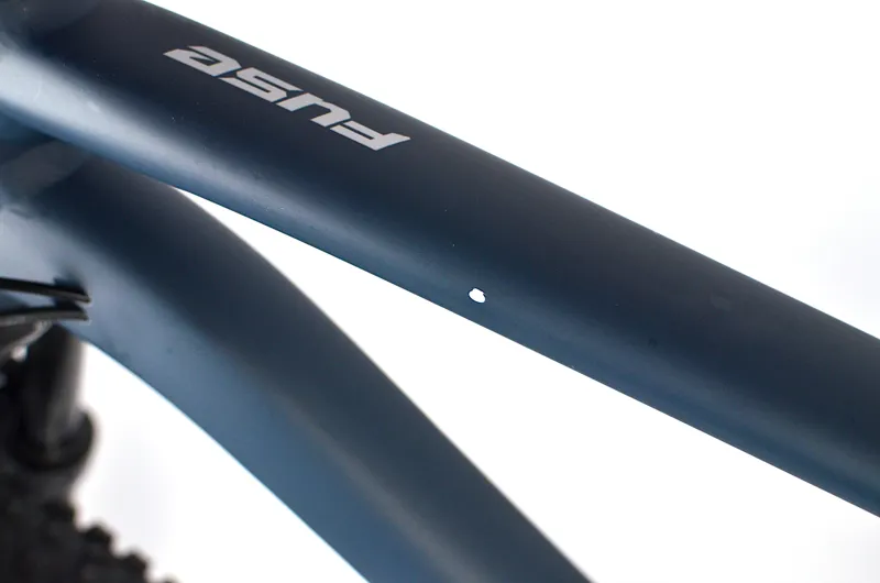 Nearly New 2022 Specialized Fuse Sport 27.5+ Hardtail Mountain Bike XL Cast Blue-1