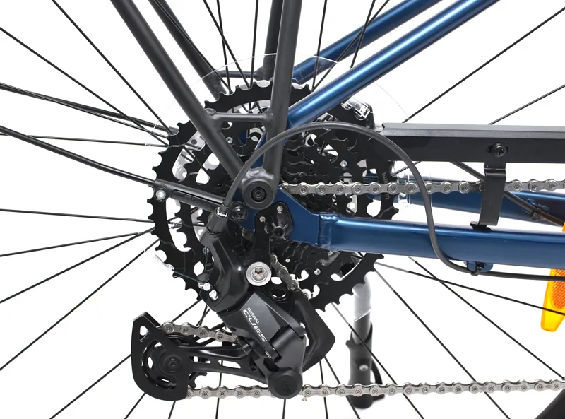 Nearly New Trek Verve 2 Equipped 2024 Hybrid Bike  - Medium - Mulsanne Blue-6