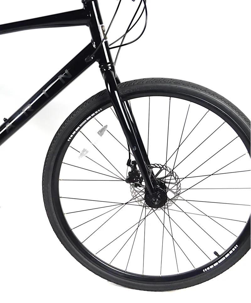 Nearly New 2022 Marin Fairfax 1 Hybrid Bike Medium Gloss Black-3