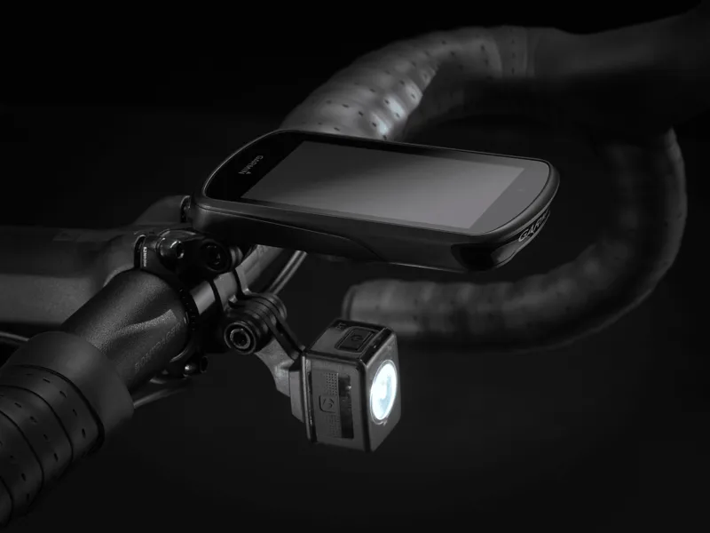 Trek Domane SL 7 Gen 3 Carbon Road Bike - Dark Prismatic/Black-11