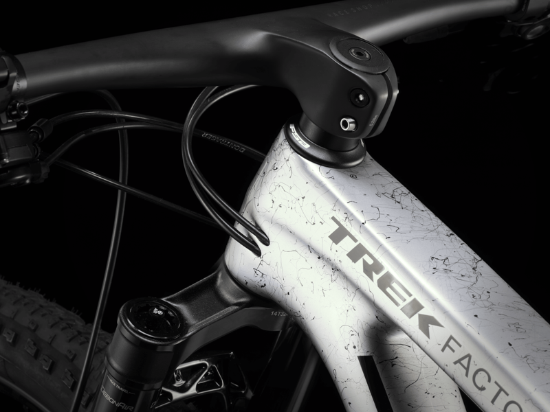 Trek Supercaliber SLR 9.9 X0 AXS Gen 2 2024 Full Sus MTB - Argent Drizzle-8