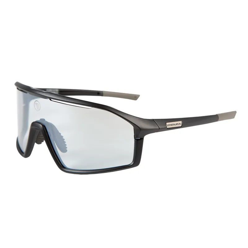 Endura Gabbro II Cycling Glasses Photochromic - Matt Black