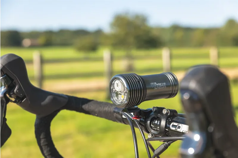 Exposure Strada MK11 RS AKTIV 1300 Lumen USB Front Light - Black-5