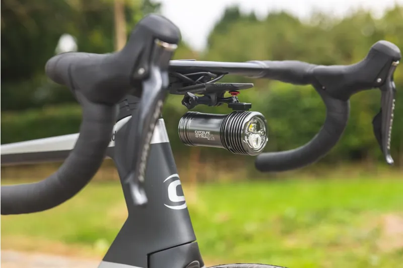 Exposure Strada MK11 RS AKTIV 1300 Lumen USB Front Light - Black-2