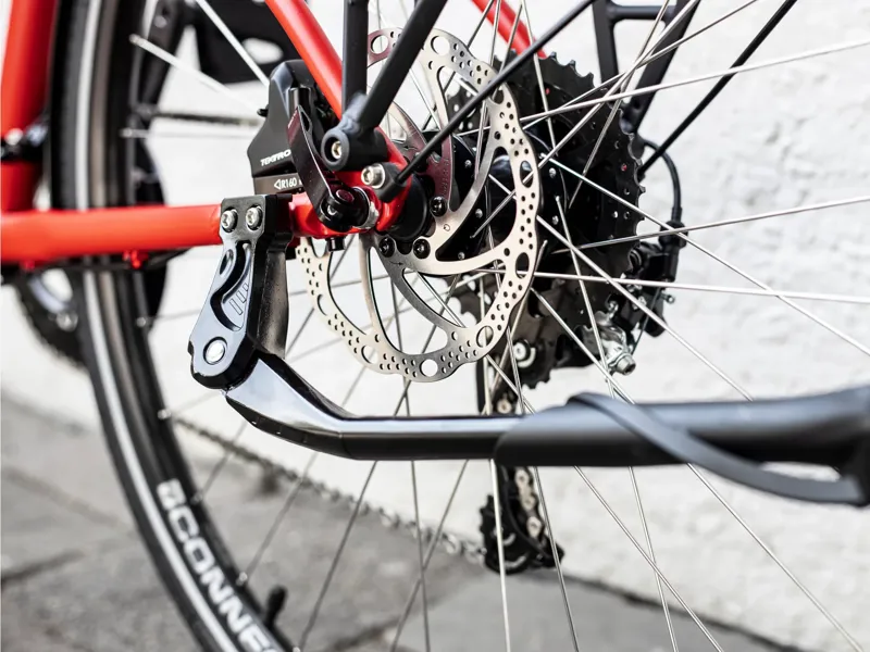 Trek FX 2 Disc Equipped Hybrid Bike - Viper Red-11