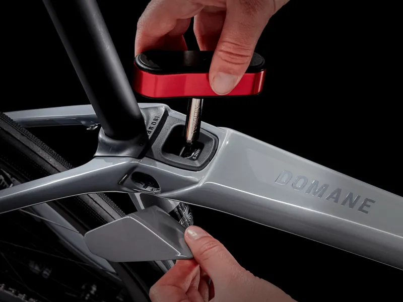 Trek Domane SL 7 Gen 4 2024 Carbon Endurance Road Bike - Gravel-8