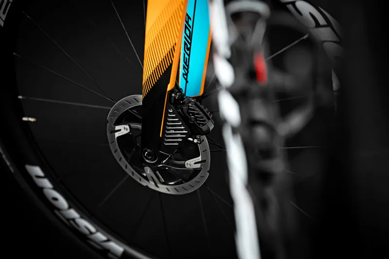 Merida Reacto Disc Team-E 2021 Road Bike - Bahrain/Maclaren-4