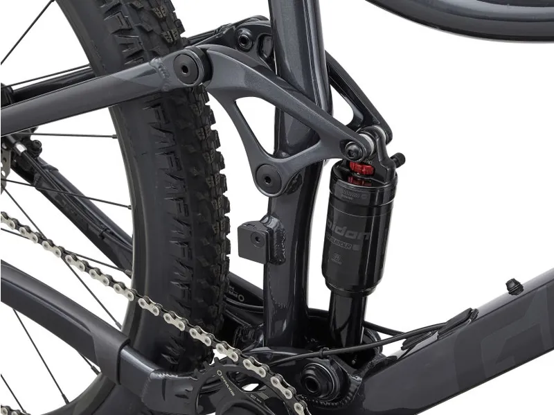 Giant Stance 27.5 inch 2022 Full Suspension Mountain Bike - Black-4