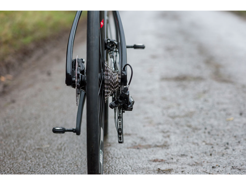 Orro Venturi EVO 105 2023 Carbon Aero Road Bike - Black/Silver-5