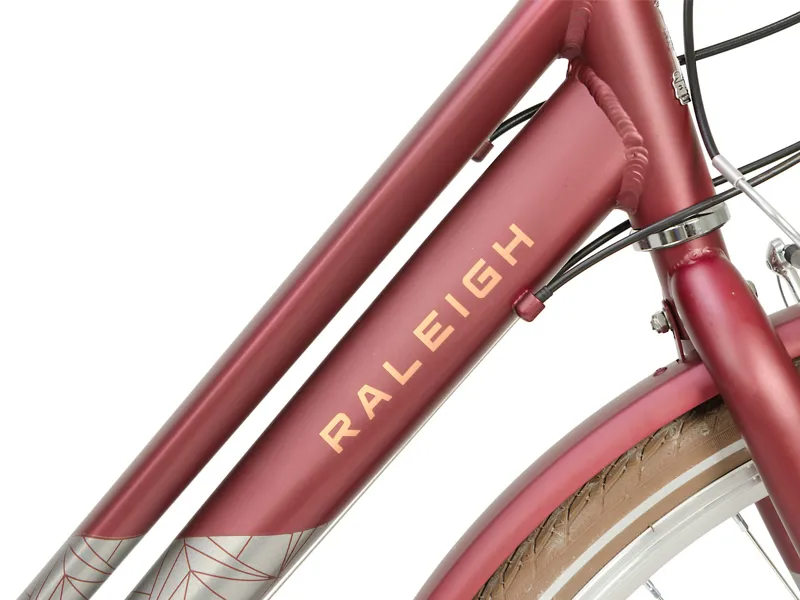 Raleigh Pioneer Grand Tour 700c 2023 Women's Hybrid Bike - Burgundy-3