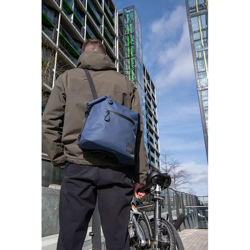 Brompton Borough Waterproof Bag With Frame - Small 9 Litres