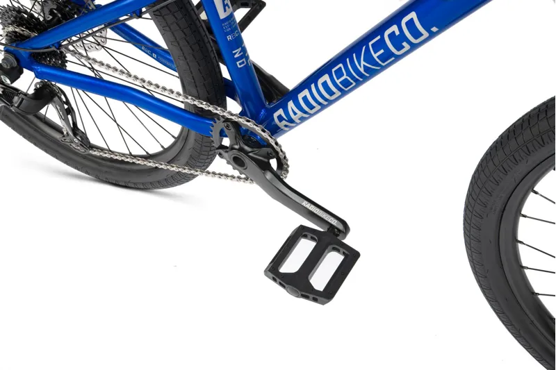Radio Fiend 26w 2022 Jump Bike - Candy Blue-12