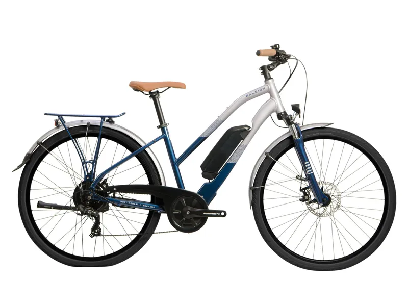 Raleigh Array Open Frame 700 2022 Electric Urban Bike Silver/Blue