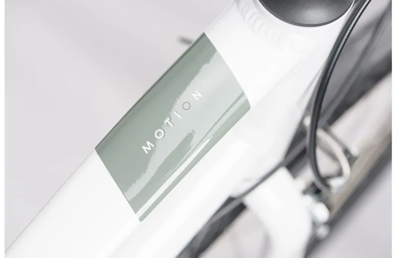 Ridgeback Motion Open Frame 2025 Women's Hybrid Bike - White-4