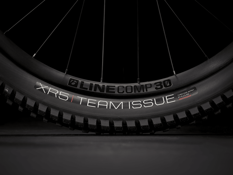 Trek Remedy 8 27.5 inch Full Suspension MTB - Dark Prismatic-6