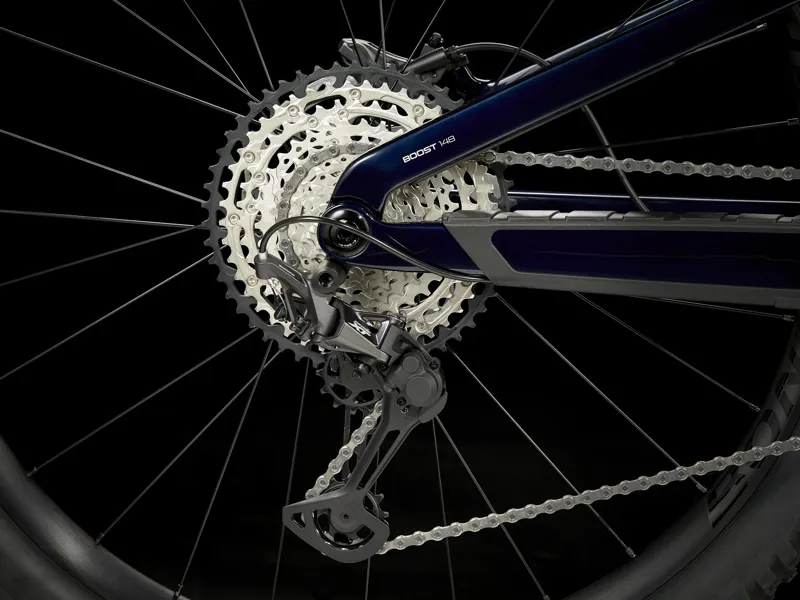 Trek Slash 9.7 29er 2023 Full Suspension Mountain Bike - Blue Smoke-2