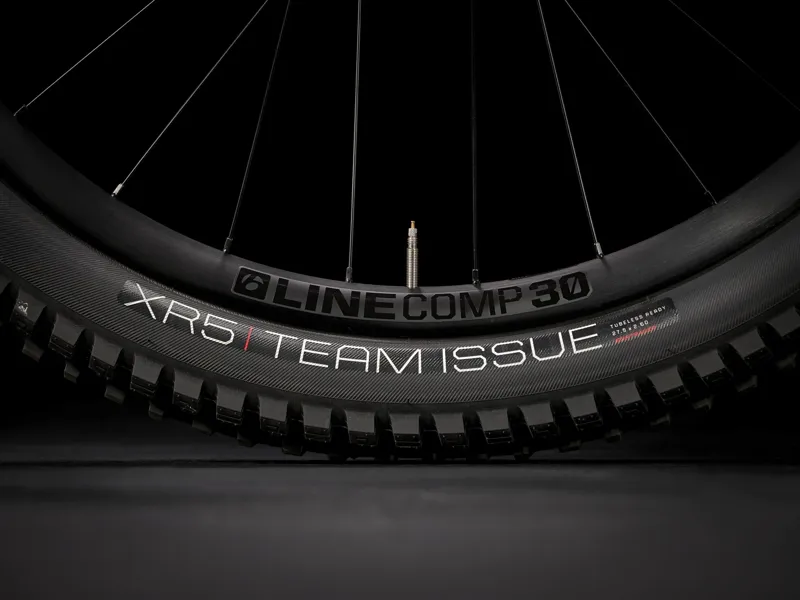 Trek Slash 9.7 29er 2023 Full Suspension Mountain Bike - Blue Smoke-6