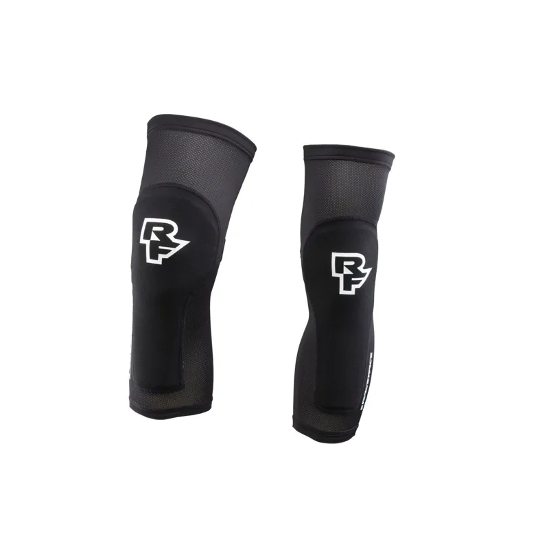 Race Face Charge Knee Guards - Stealth 