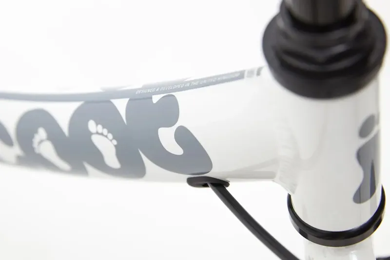 Ridgeback Scoot XL 14w 2024 Kids Balance Bike - White-7