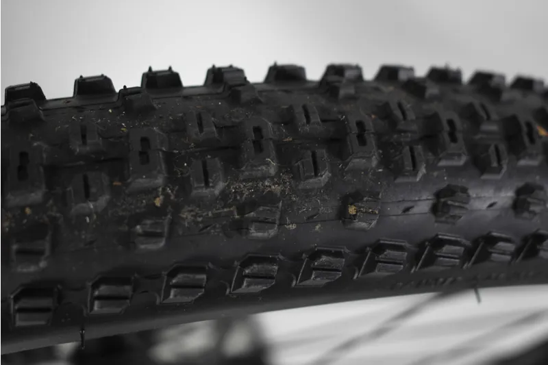 Nearly New 2020 Cannondale Trail 7 LE Black/Silver - Small-3