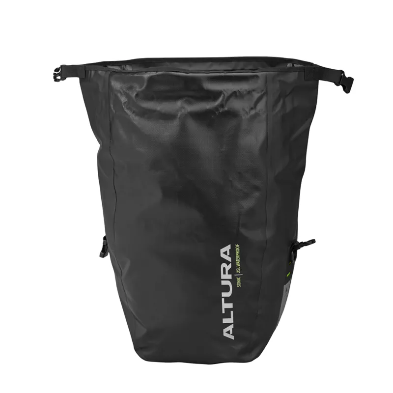 altura waterproof panniers