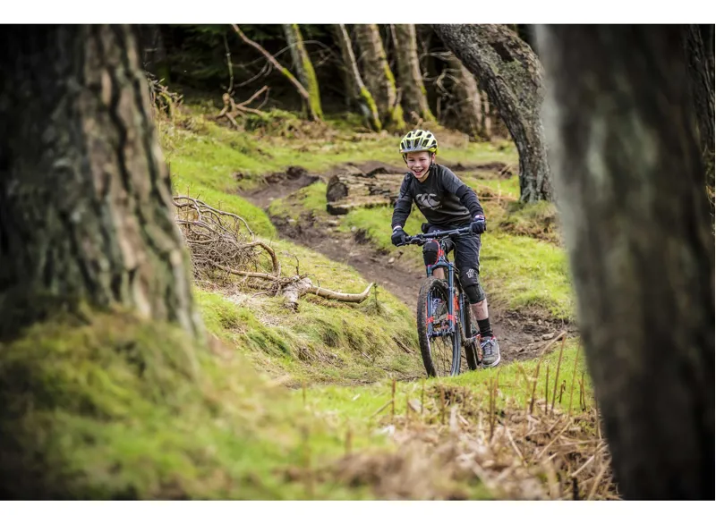 Frog MTB 72 26w 2025 Kids Bike - Metallic Grey/Neon Red-2