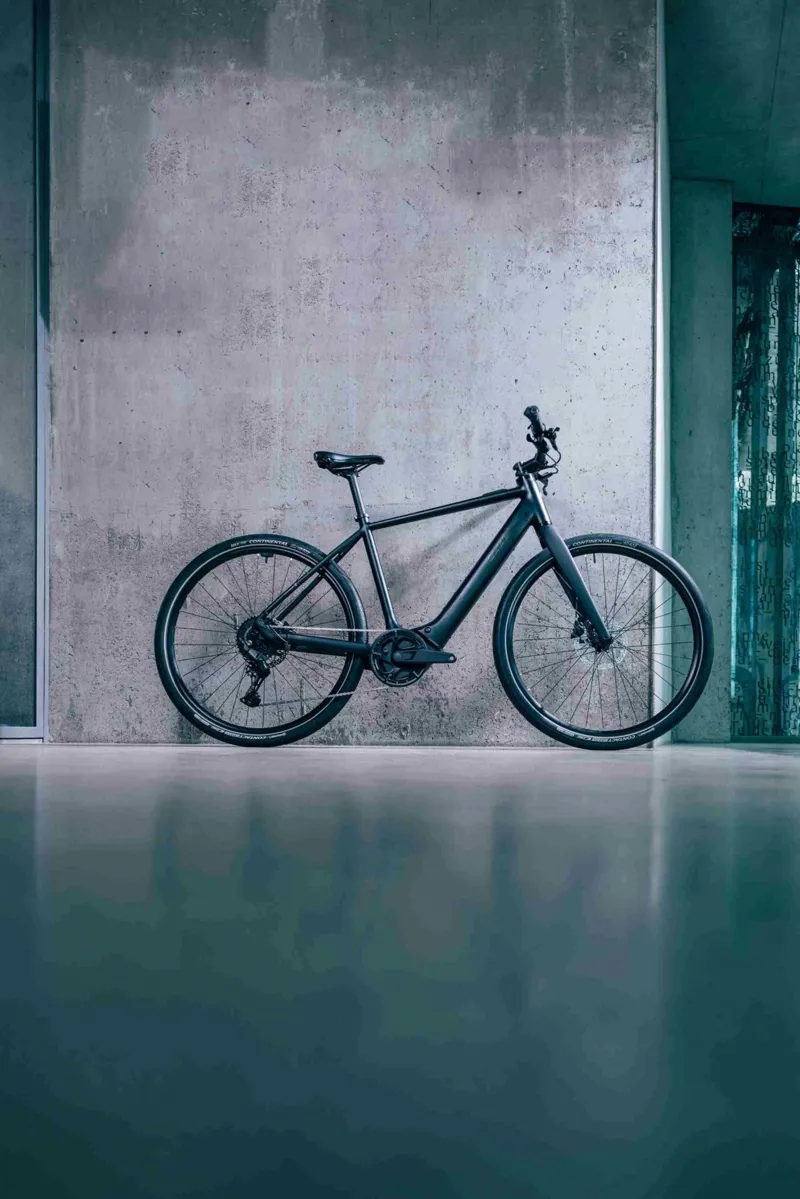 Cube Editor Hybrid Pro 400x 2024 Electric Hybrid Bike - Black-2