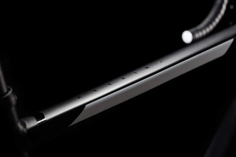 Cube Attain SL 2018 Road Bike - Black/White-1