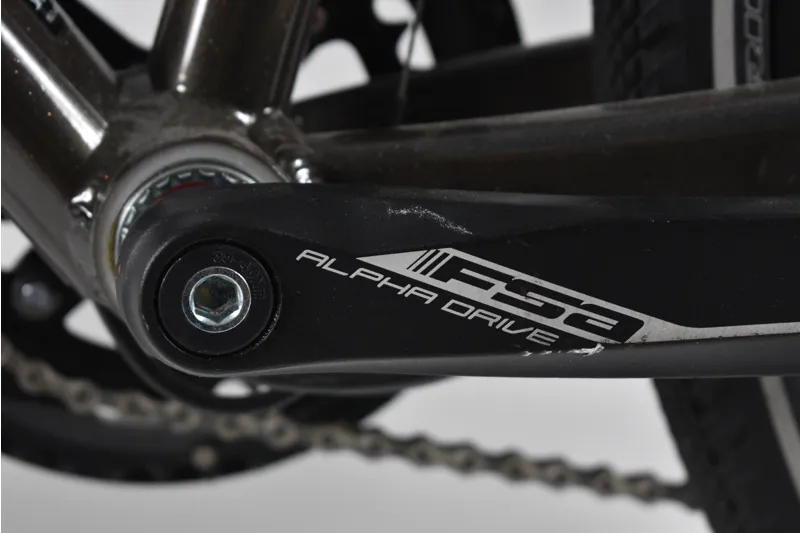 Ex-Roadshow 2019 Specialized CrossTrail Sport Hybrid Bike - Medium-10