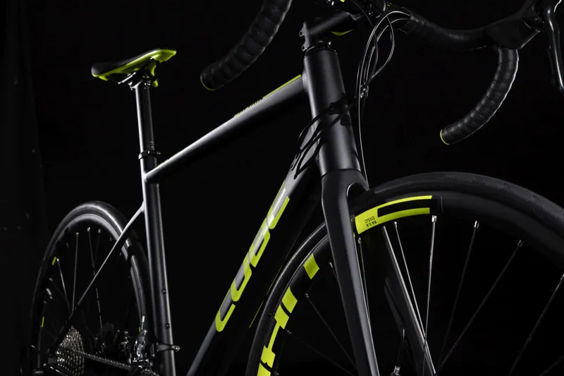 cube attain race 2019 road bike