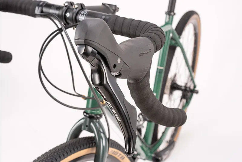 genesis croix de fer sale