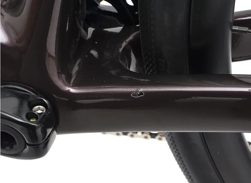 Nearly New Giant Defy Advanced 2 2024 Carbon Endurance Road Bike - Small - Tiger Red-7