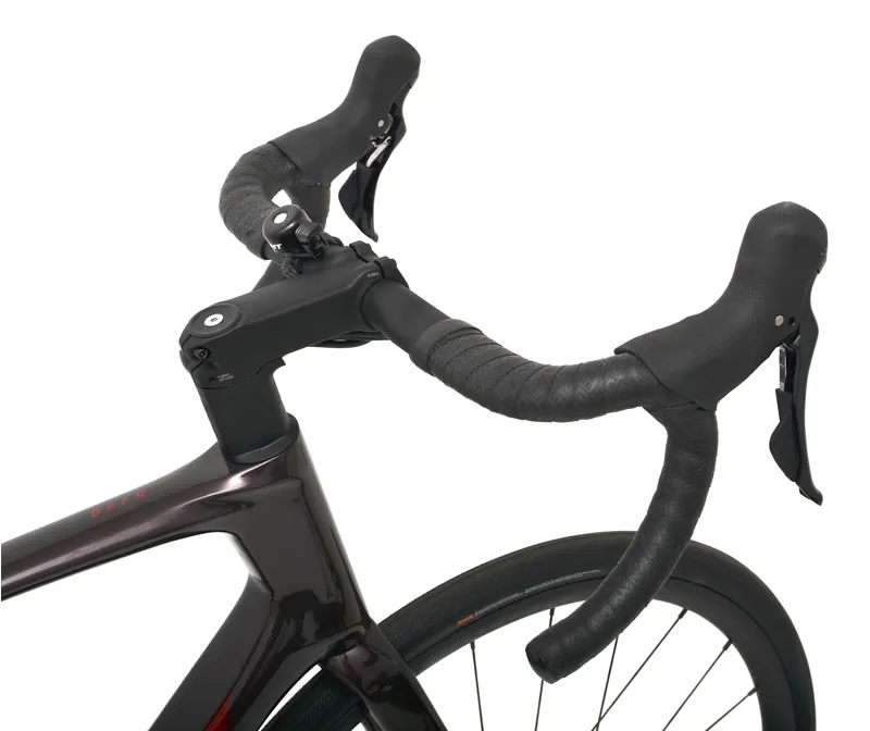 Nearly New Giant Defy Advanced 2 2024 Carbon Endurance Road Bike -  Medium/Large - Tiger Red-7