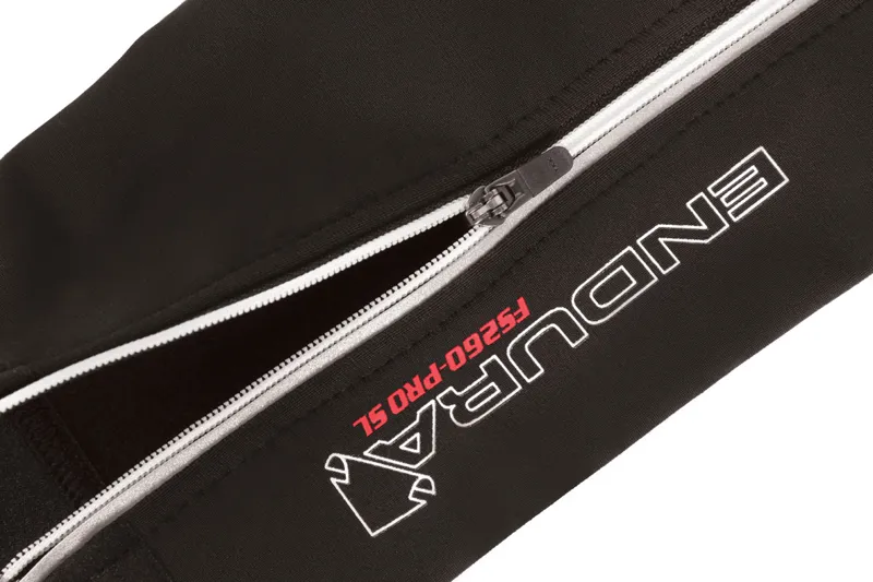 Endura FS260 Pro SL Leg Warmers - Black-1