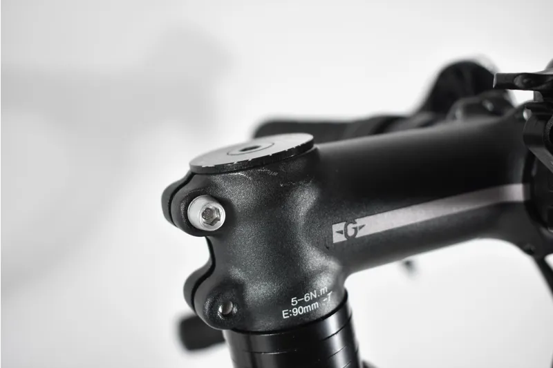 Nearly New - 2020 Genesis CDA 20 Road Bike - Medium-4