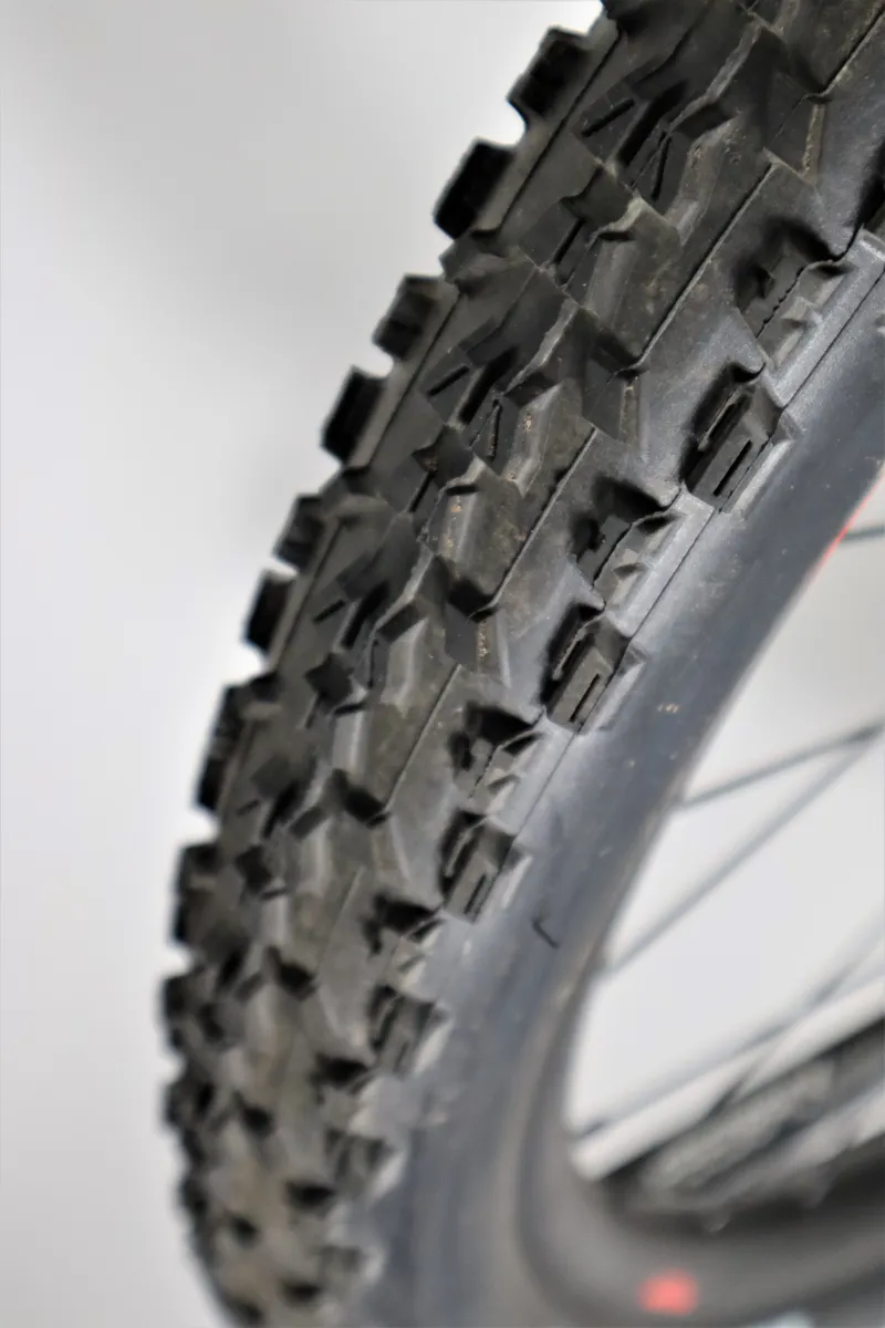 Nearly New - 2019 Giant Fathom 2 Hardtail Mountain Bike - Medium-4