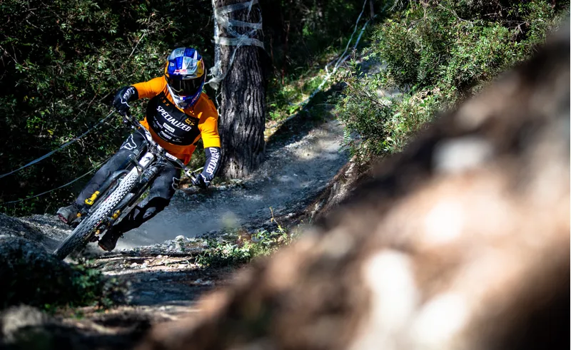 Specialized Demo Race 2020 DH Full Suspension Mountain Bike - Black-11