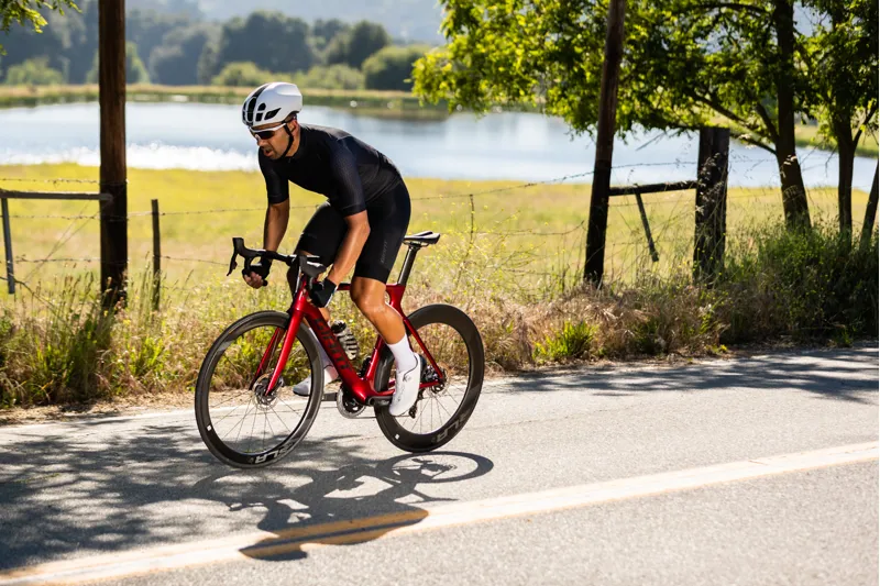 Giant Propel Advanced Pro 0 Disc 2020 Road Bike - Gloss Metallic Red-11